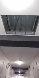 東京都渋谷区・マンション｜共用廊下天井の部分交換 (2)